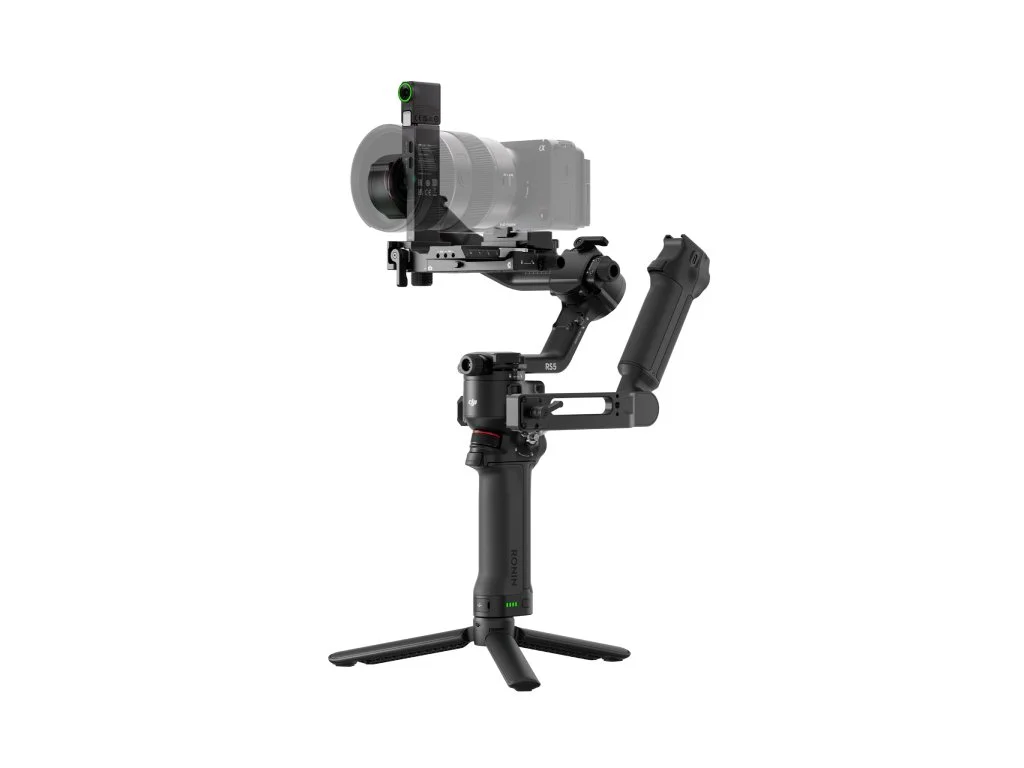 DJI RS 5 Combo, Lightweight Commercial Stabilizer, Compact Body With up to 3kg Payload