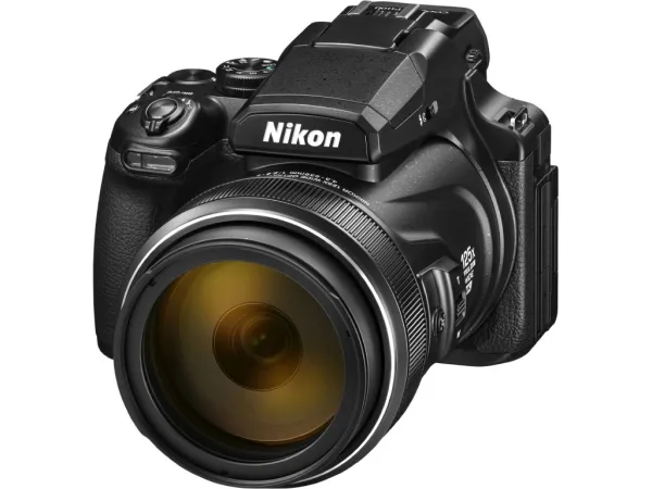 NIKON Coolpix P1100 - 16MP, CMOS senzor, 125x zoom, 8.1 cm LCD, 4K Video, Wi-Fi,  OLED Viewfinder
